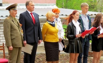 yabl_alleya_kirov_shk